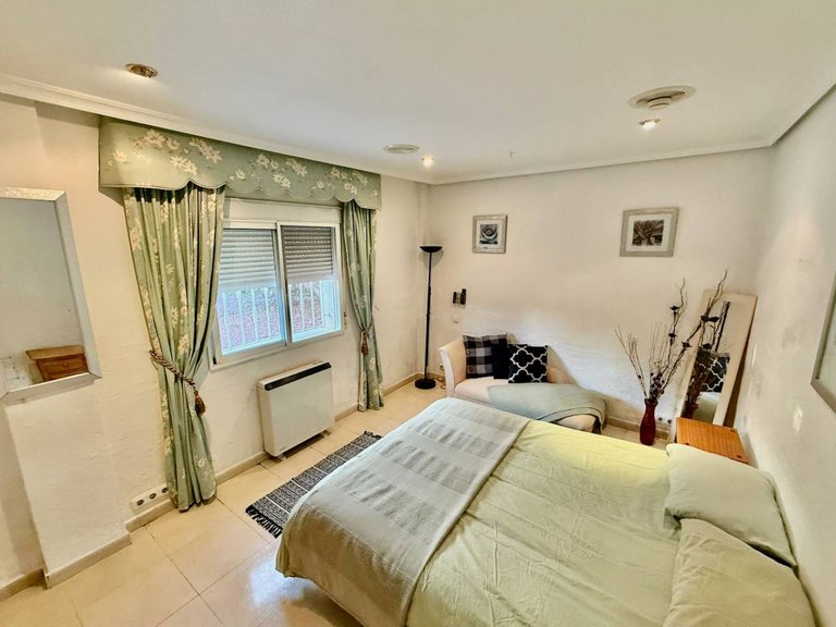 Villa for Sale in Benferri, Alicante 12