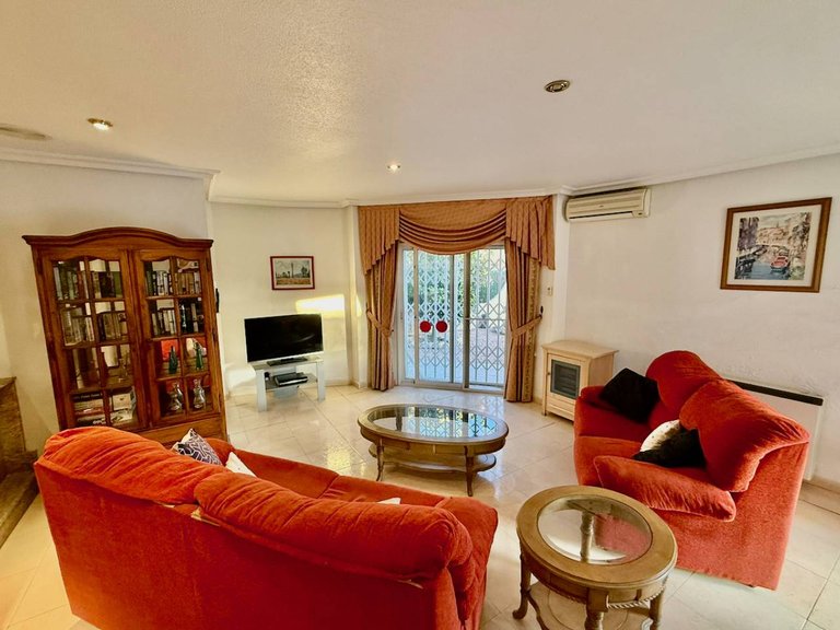 Villa for Sale in Benferri, Alicante 14