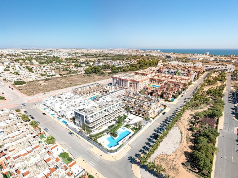 Apartment for Sale in Cabo Roig, Alicante 19
