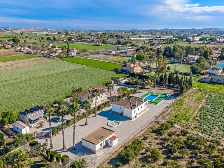 Country House for Sale in Dolores, Alicante 4