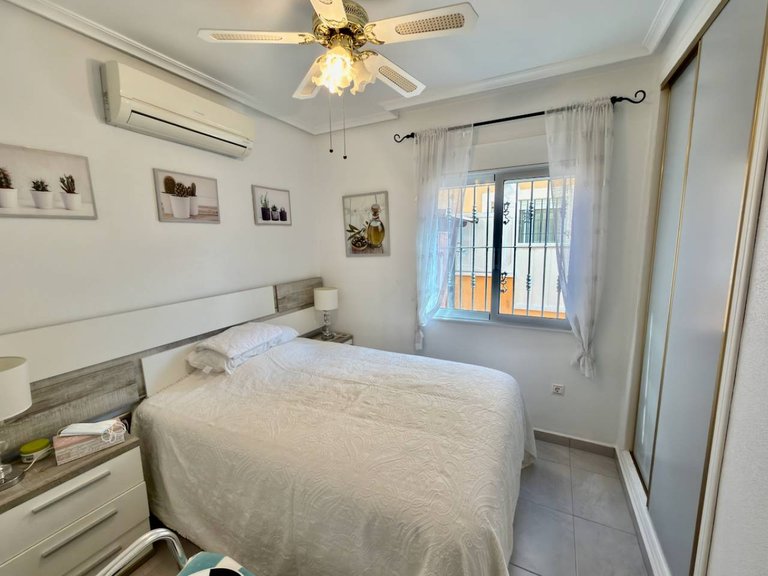 Villa for Sale in Algorfa, Alicante 5