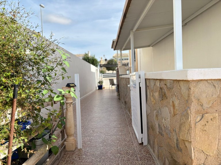 Villa for Sale in Balsicas, Murcia 4