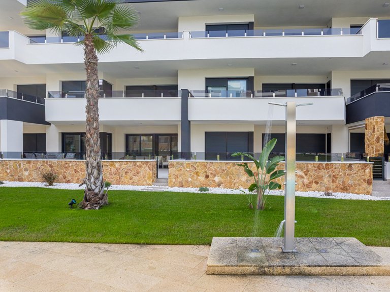 Apartment for Sale in Los Altos, Alicante 41