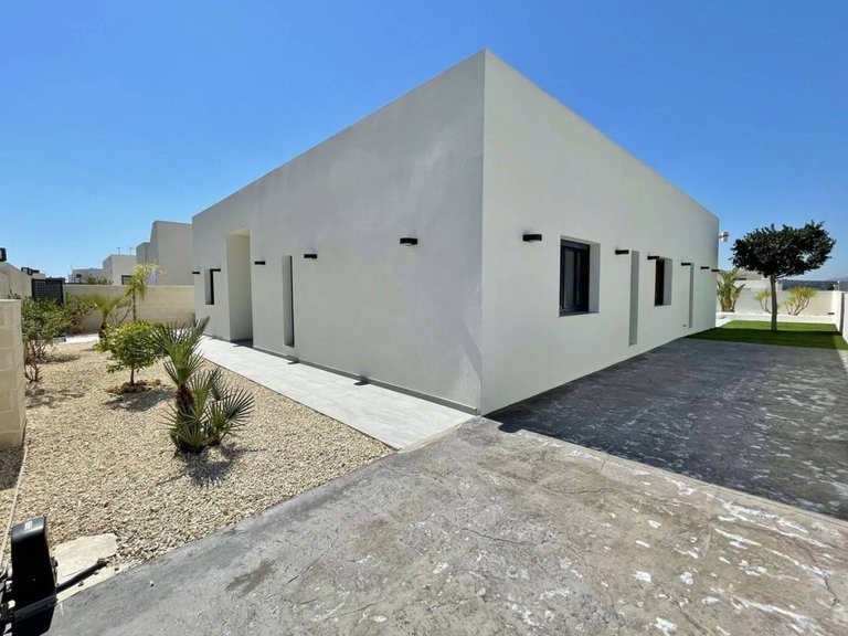 Villa for Sale in Rafal, Alicante 16