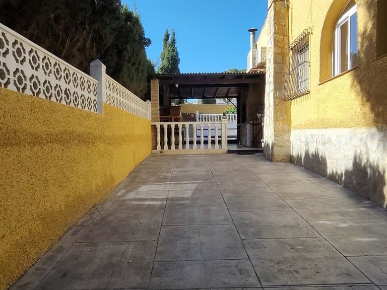 Villa for Sale in Los Balcones, Alicante 19