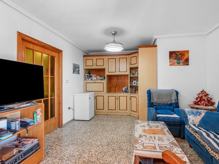 Apartment for Sale in Arenales Del Sol, Alicante 7