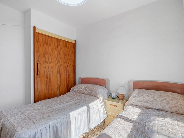 Apartment for Sale in Arenales Del Sol, Alicante 12