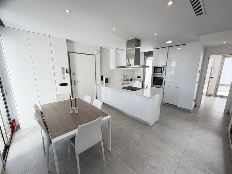 Villa for Sale in Villamartin, Alicante 8