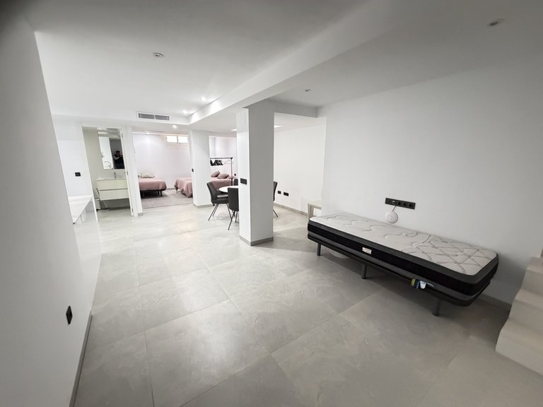 Villa for Sale in Villamartin, Alicante 35