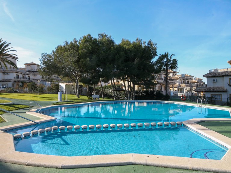 Apartment for Sale in Villamartin, Alicante 2