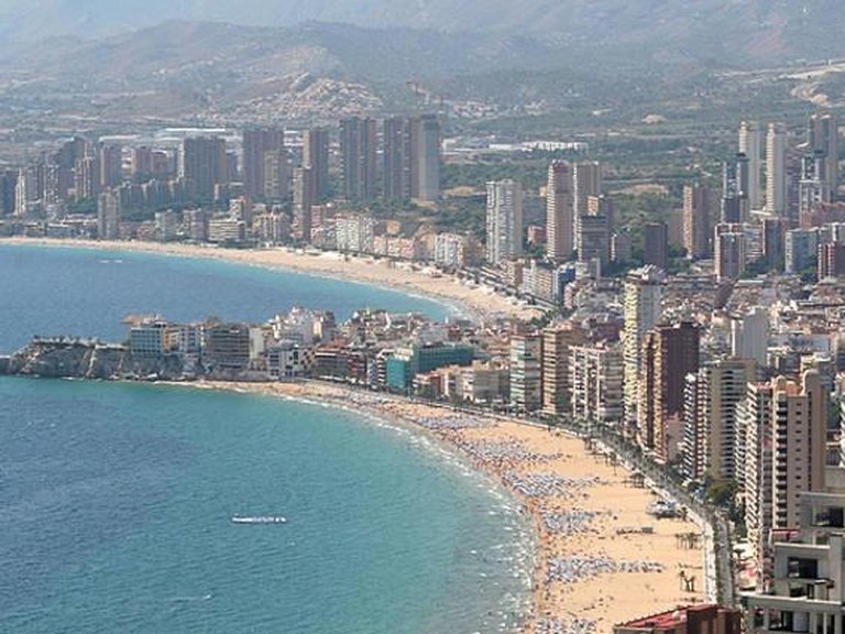 Villa for Sale in Benidorm, Alicante 8