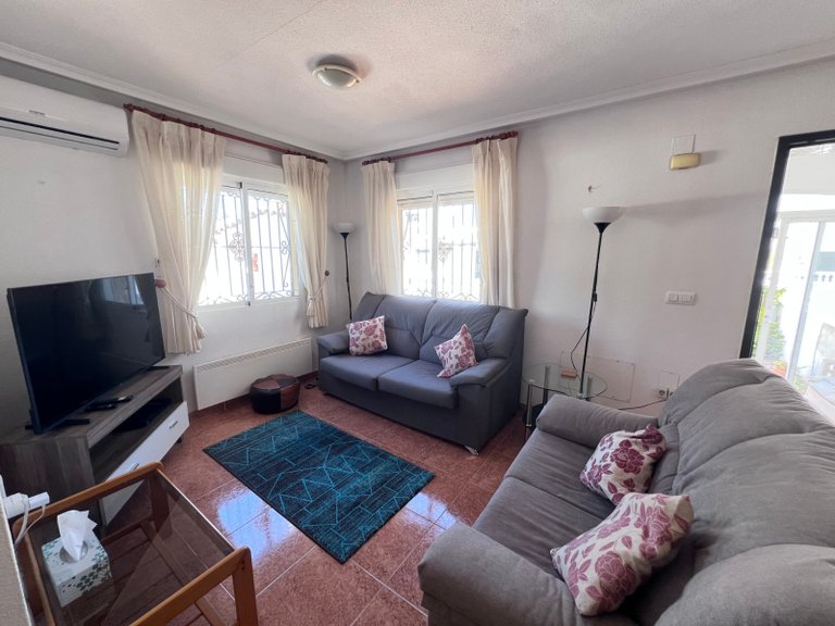 Villa for Sale in Entre Naranjo - Vistabella Golf, Alicante 9