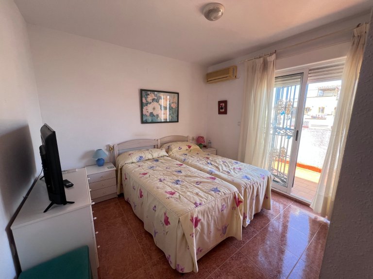 Villa for Sale in Entre Naranjo - Vistabella Golf, Alicante 14