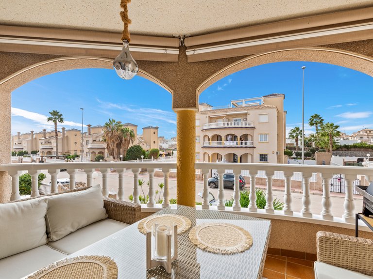 Apartment for Sale in Cabo Roig, Alicante 17