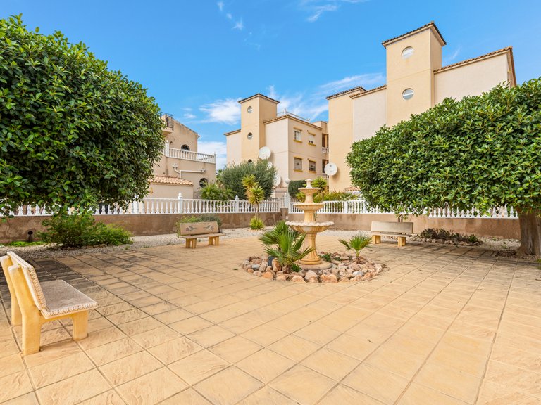 Apartment for Sale in Cabo Roig, Alicante 21