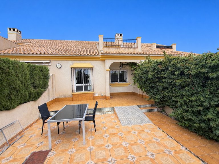 Town House for Sale in Cabo Roig, Alicante 1