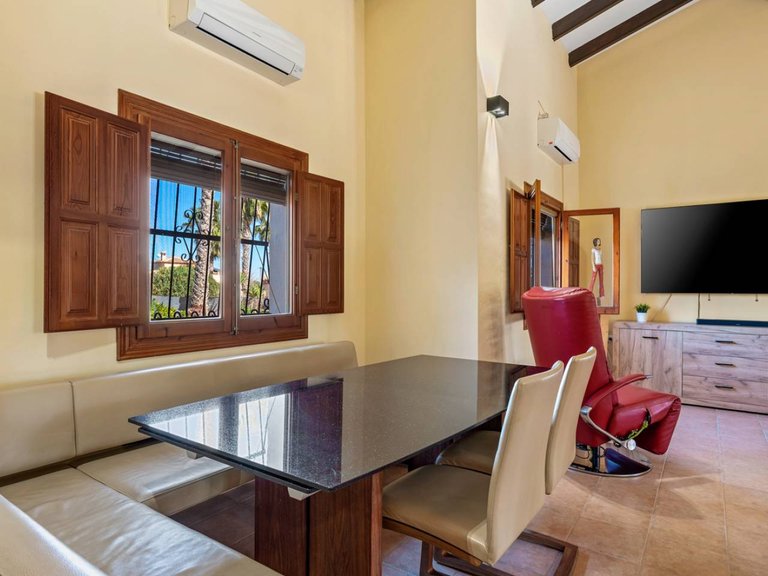 Country House for Sale in Rafal, Alicante 12