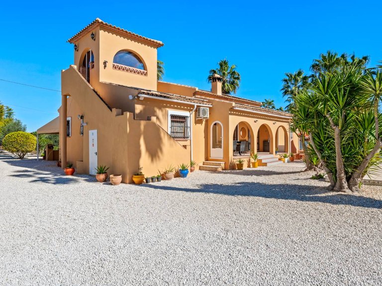 Country House for Sale in Rafal, Alicante 28