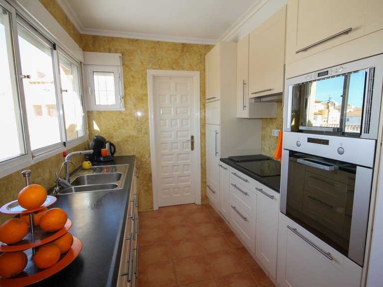 Villa for Sale in Villamartin, Alicante 7