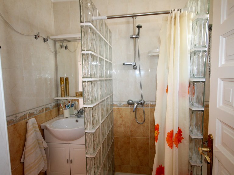 Villa for Sale in Villamartin, Alicante 20