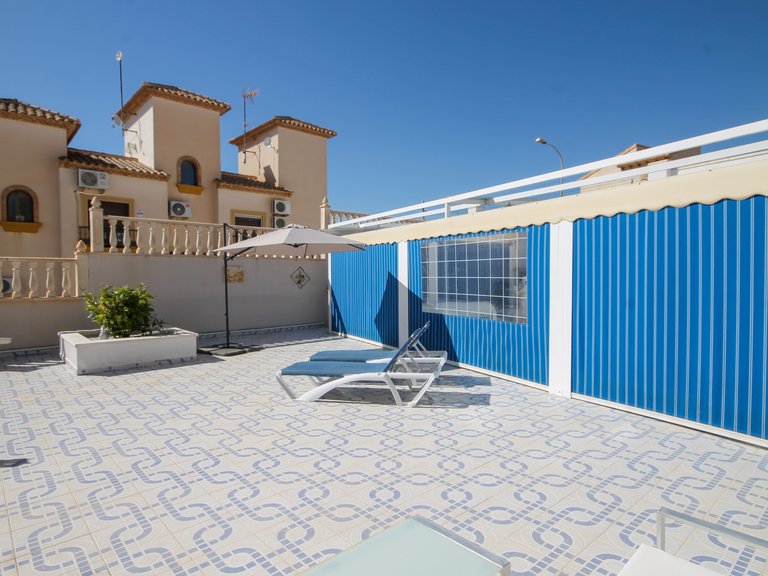 Villa for Sale in Villamartin, Alicante 39
