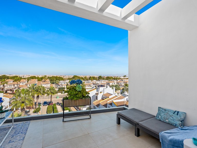 Apartment for Sale in Villamartin, Alicante 31