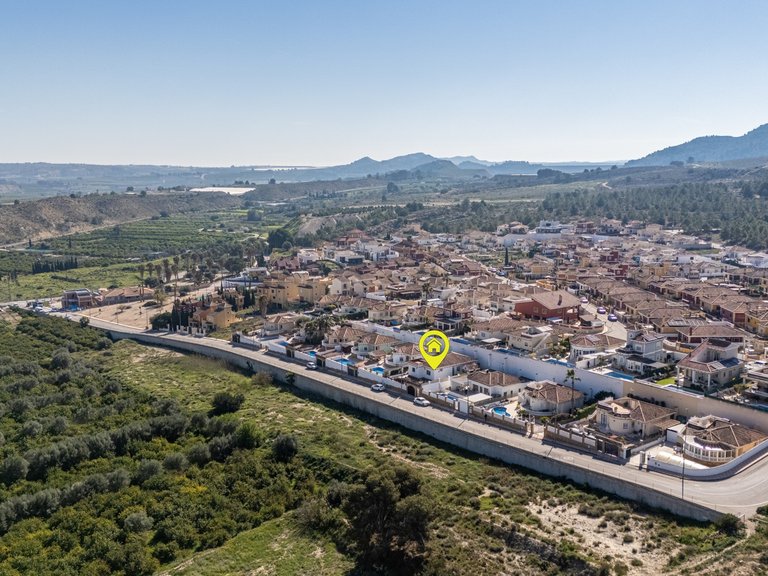 Villa for Sale in Bigastro, Alicante 49