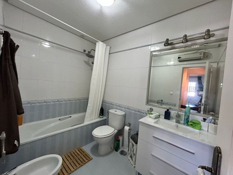 Villa for Sale in Villamartin, Alicante 12