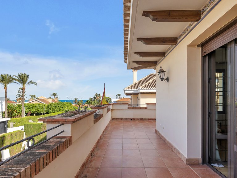 Villa for Sale in Torrevieja, Alicante 43
