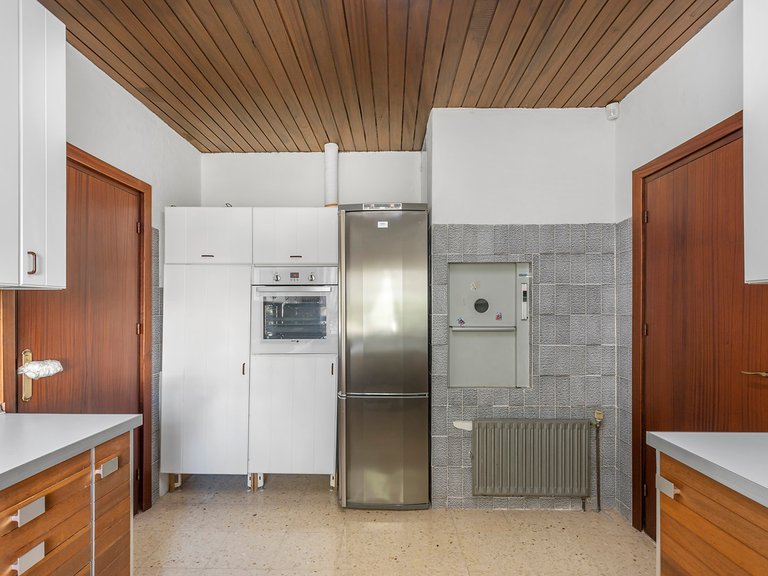 Villa for Sale in Villamartin, Alicante 20
