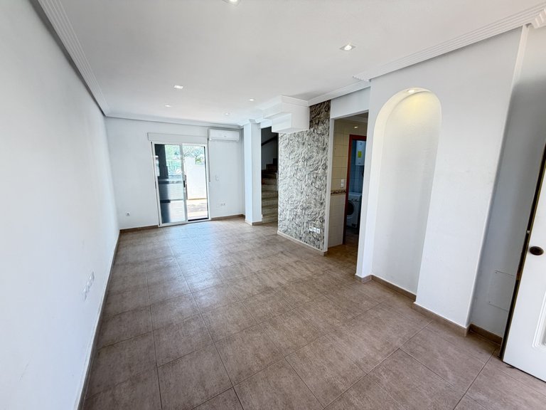 Town House for Sale in Los Altos, Alicante 3