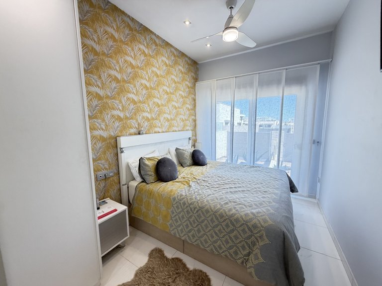 Villa for Sale in Villamartin, Alicante 8