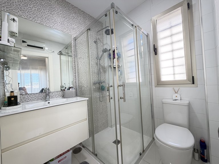 Villa for Sale in Villamartin, Alicante 10