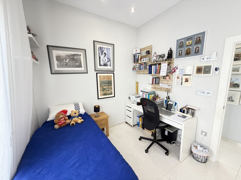 Villa for Sale in Villamartin, Alicante 15