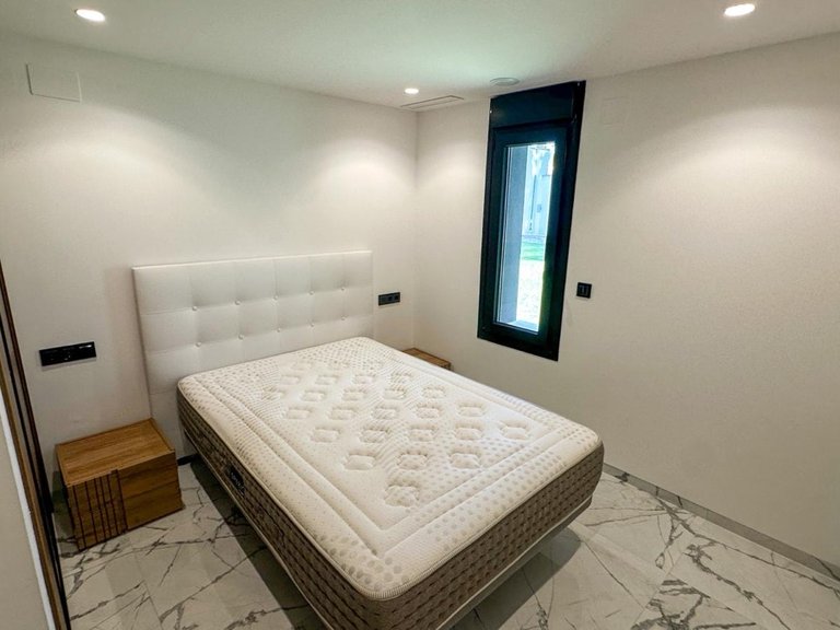 Villa for Sale in Villamartin, Alicante 19
