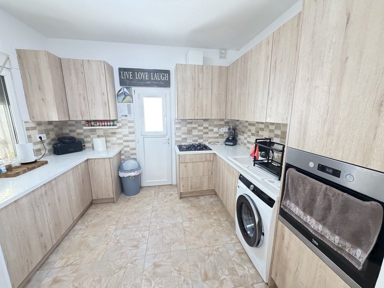 Town House for Sale in Villamartin, Alicante 10