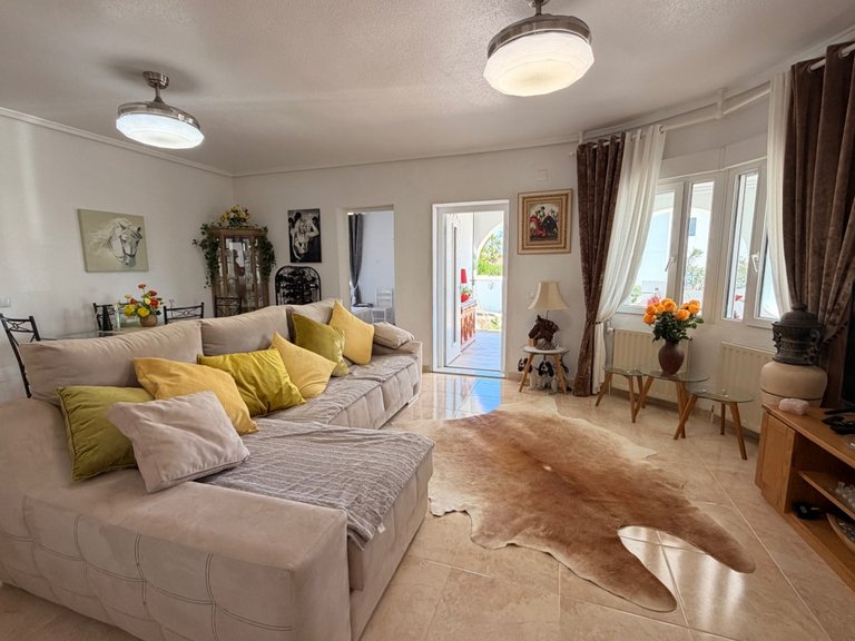 Villa for Sale in Ciudad Quesada, Alicante 4
