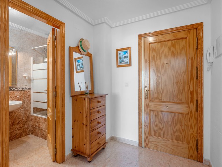 Apartment for Sale in Torrevieja, Alicante 12
