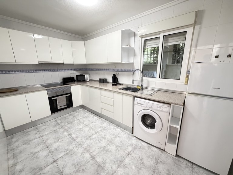 Villa for Sale in Villamartin, Alicante 3