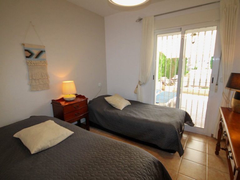 Town House for Sale in Villamartin, Alicante 21