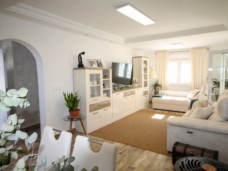Villa for Sale in San Miguel De Salinas, Alicante 4