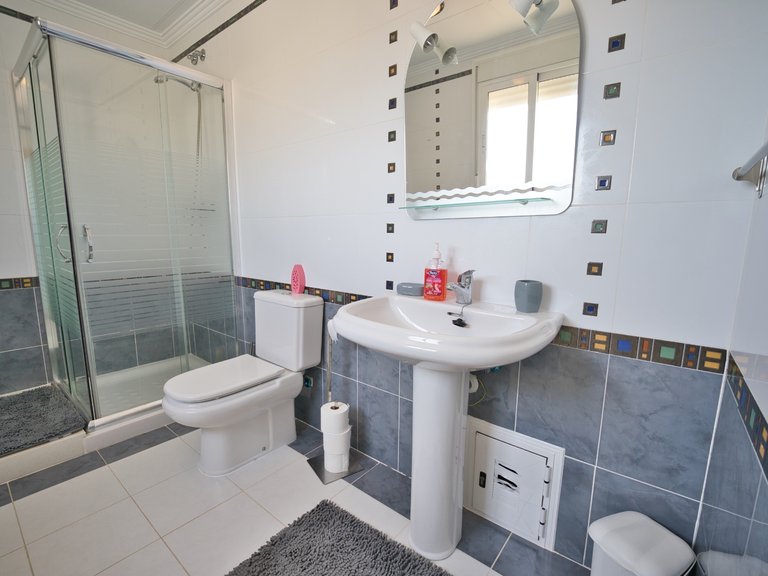 Villa for Sale in Ciudad Quesada, Alicante 32