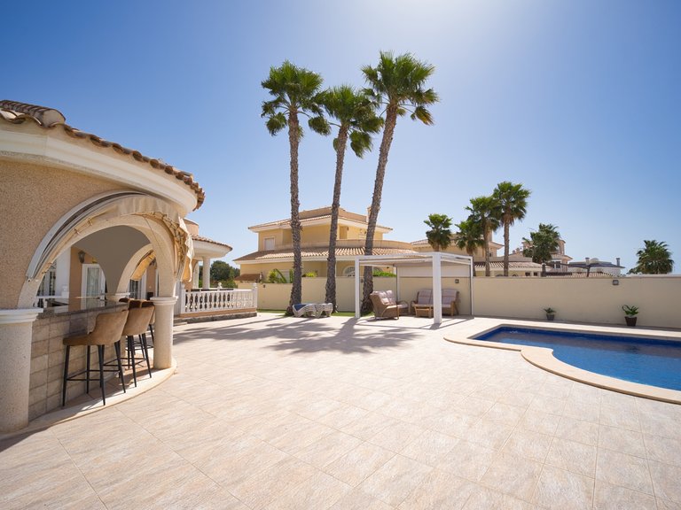 Villa for Sale in Ciudad Quesada, Alicante 42