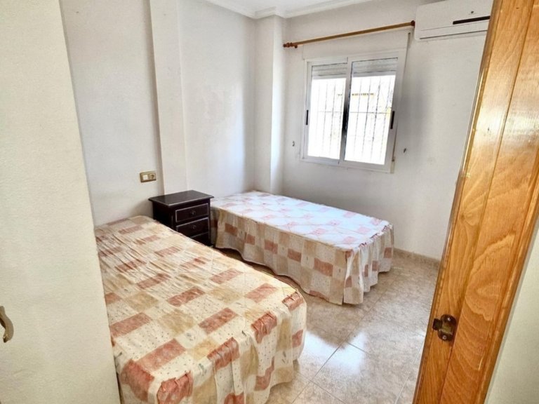 Town House for Sale in Playa Flamenca, Alicante 12