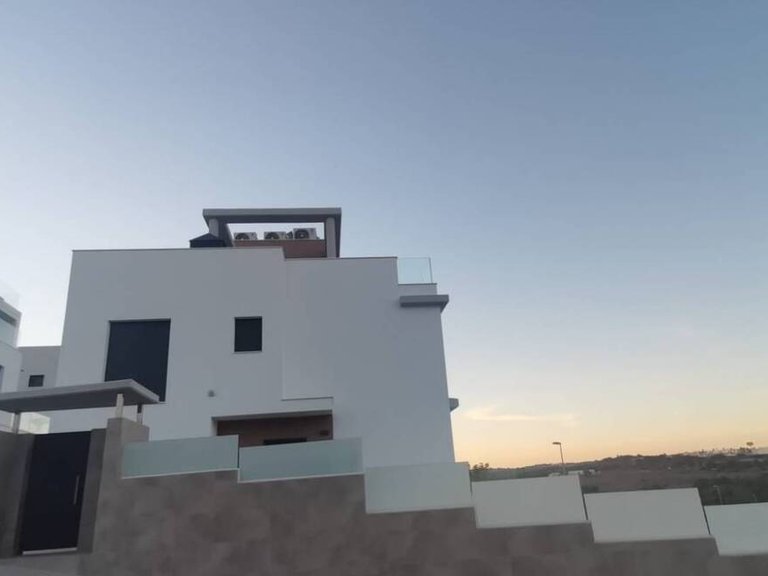 Villa for Sale in Campoamor, Alicante 2