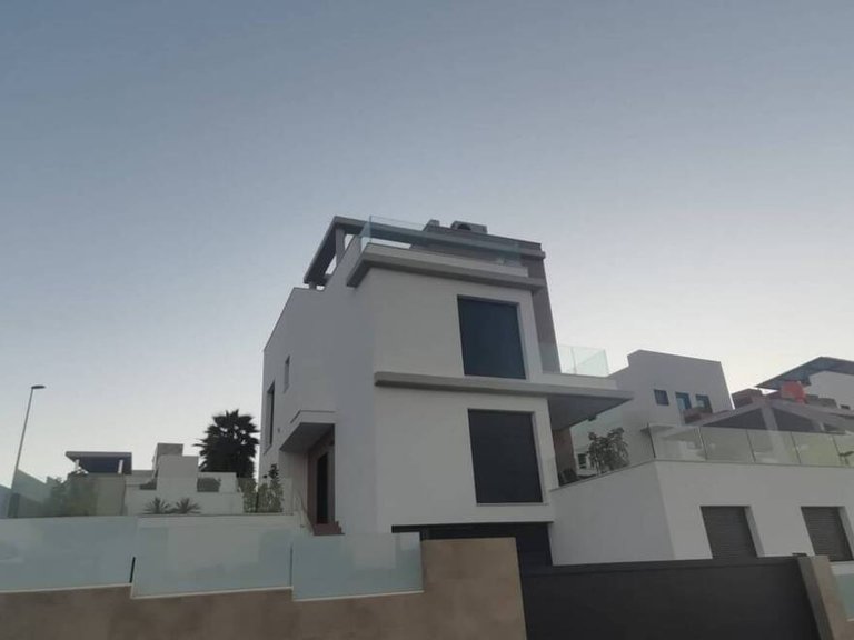 Villa for Sale in Campoamor, Alicante 3