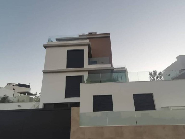Villa for Sale in Campoamor, Alicante 4