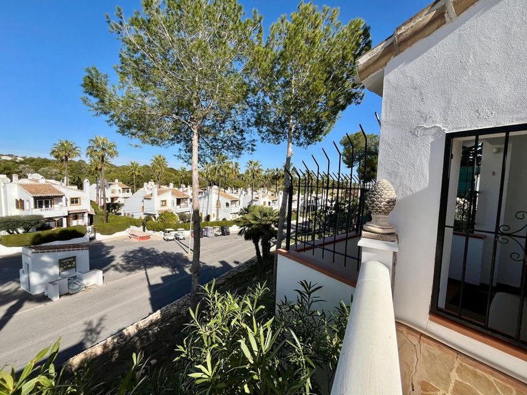 Villa for Sale in Villamartin, Alicante 22