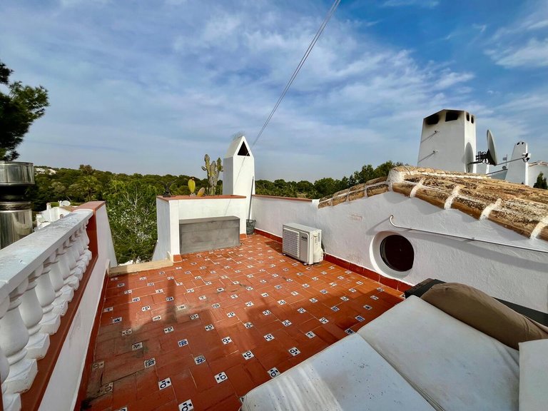 Villa for Sale in Villamartin, Alicante 43