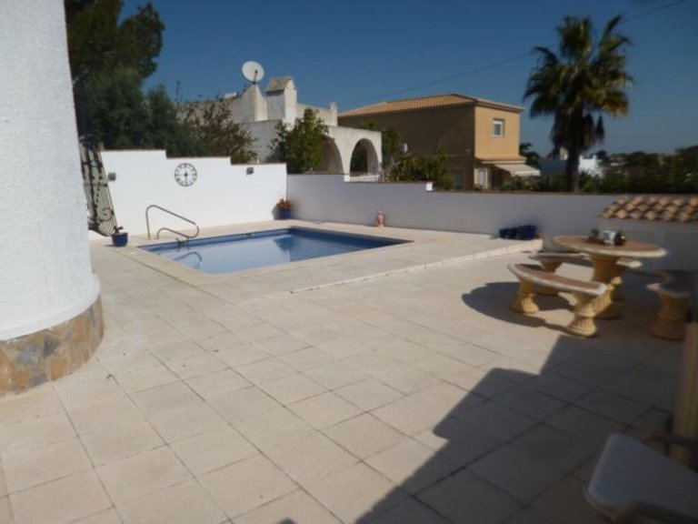 Villa for Sale in Villamartin, Alicante 20
